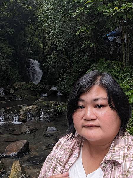 社區旅遊/宜蘭縣/礁溪鄉/五峰旗瀑布/雨中無法往上爬美食街加