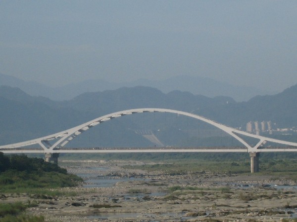 20.曾參與過通車典禮的崁津大橋.JPG