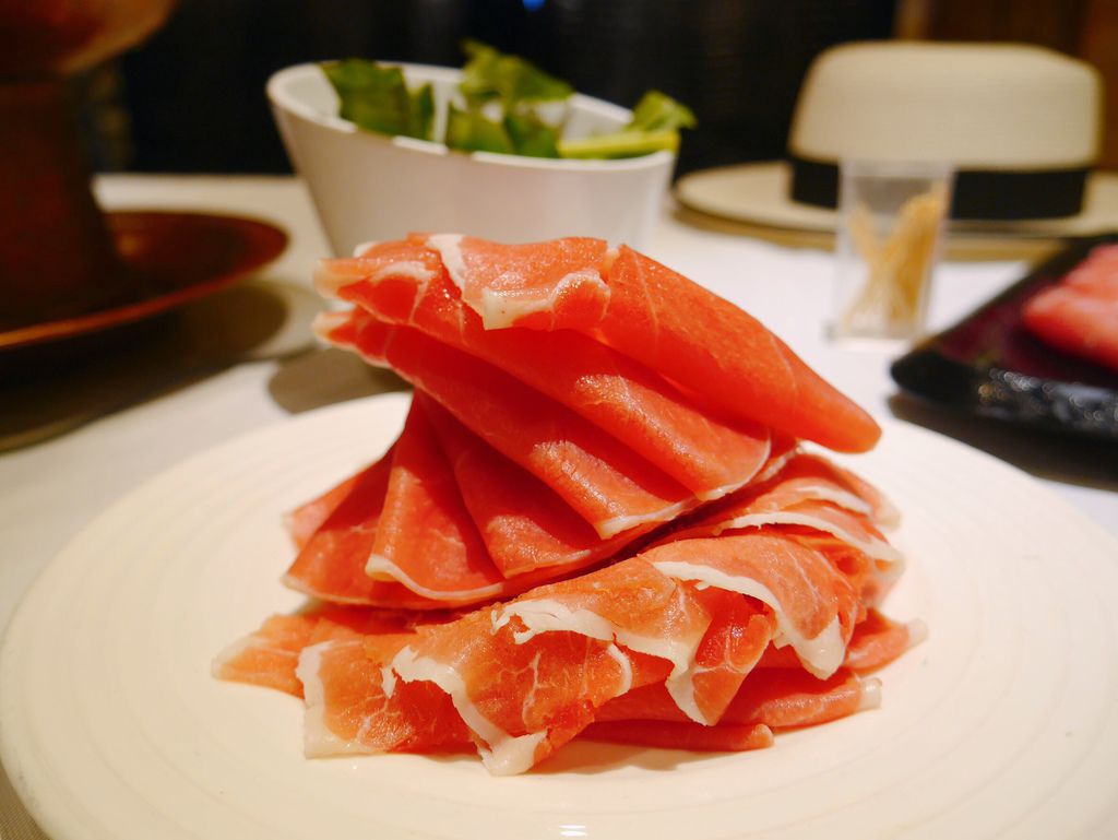 IMG_3325.JPG IMG_3325.JPG