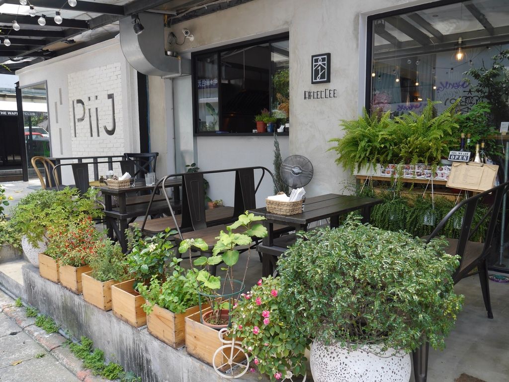 Ariel Lee李氏Cafe,東區美食義大利麵店咖啡店推薦 Ariel Lee李氏Cafe,東區美食義大利麵店咖啡店推薦