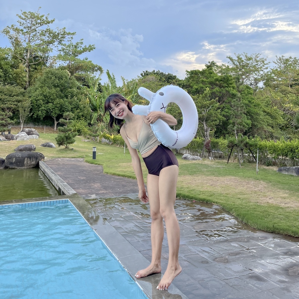 F31BB355-F81D-498F-9893-B6802ED6CA95.jpg F31BB355-F81D-498F-9893-B6802ED6CA95.jpg