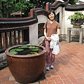 到處都有這種水缸，據說可以聚財、防火、景觀等等功用
