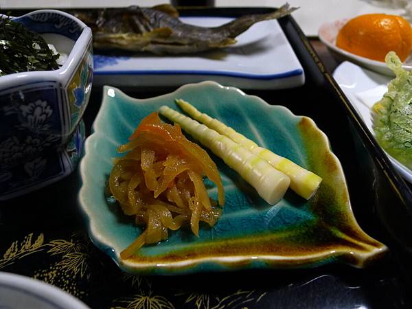 這天晚餐吃了兩碗飯~