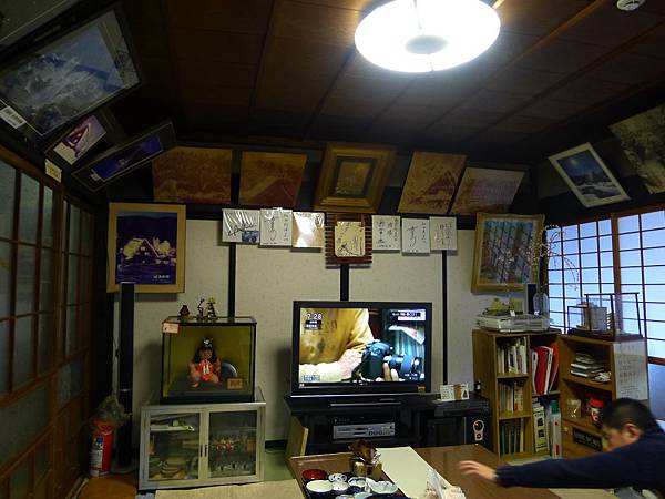 一早開始看電視~好像美國關心起日本的匯率了~