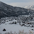 再來拍一次雪中的合掌村