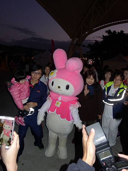 但不想合照..會被放到網路上