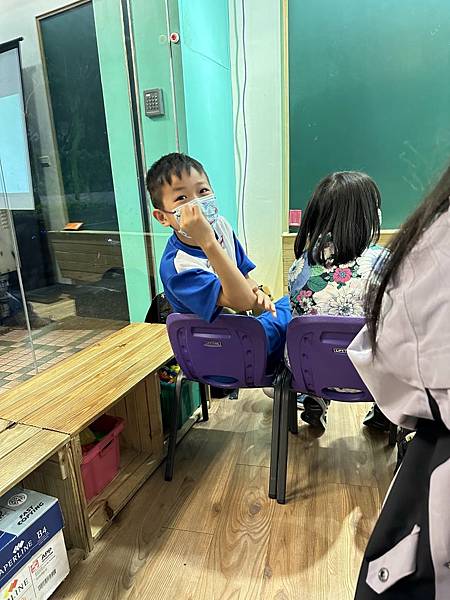 2023_04_24_19_22_IMG_9596.JPG 2023_04_24_19_22_IMG_9596.JPG