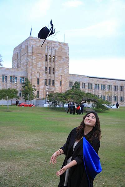 UQ ARTS graduation0016(001).jpg