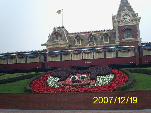 Disneyland門口