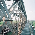 側鐵橋.jpg