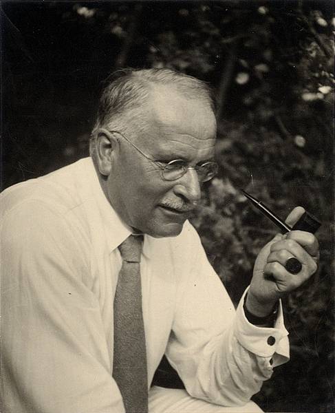 lossy-page1-1200px-ETH-BIB-Jung,_Carl_Gustav_(1875-1961)-Portrait-Portr_14163_(cropped).tif.jpg