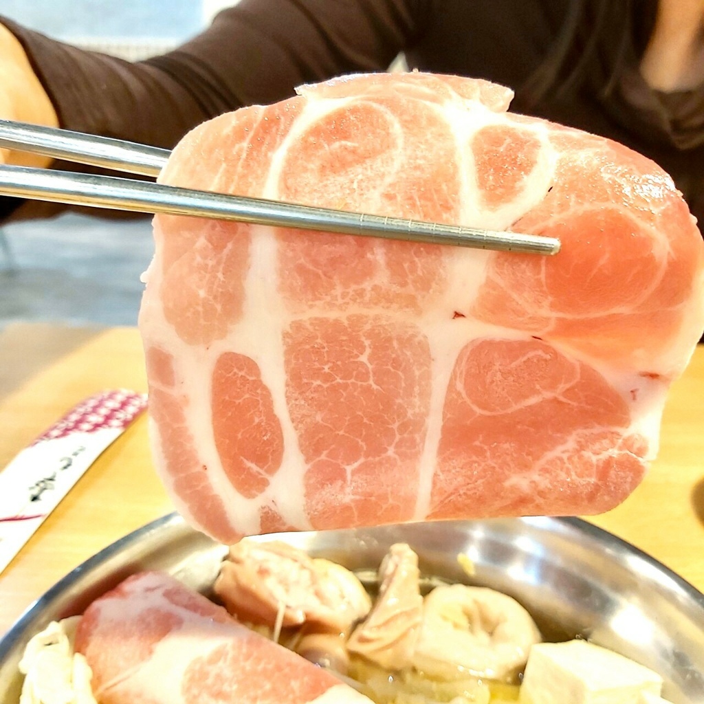 c8fe6ad4329a3f8863d99d23bec439e35_41198078_210226_23.jpg c8fe6ad4329a3f8863d99d23bec439e35_41198078_210226_23.jpg