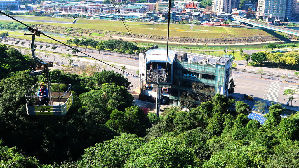 85-台北貓纜半日遊 貓空魯冰花 水晶車箱.JPG