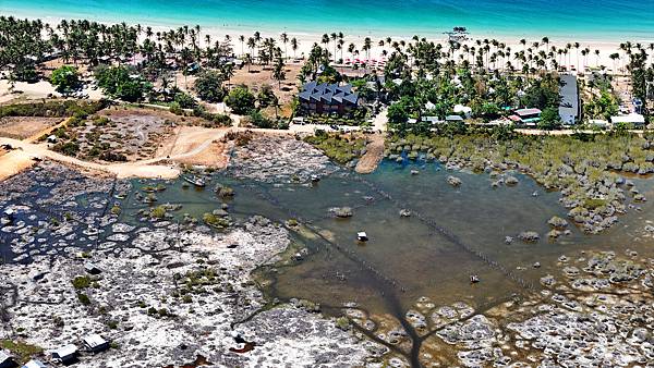 12_Nacpan Beach Resort_吳酸酸愛妮島.JPG