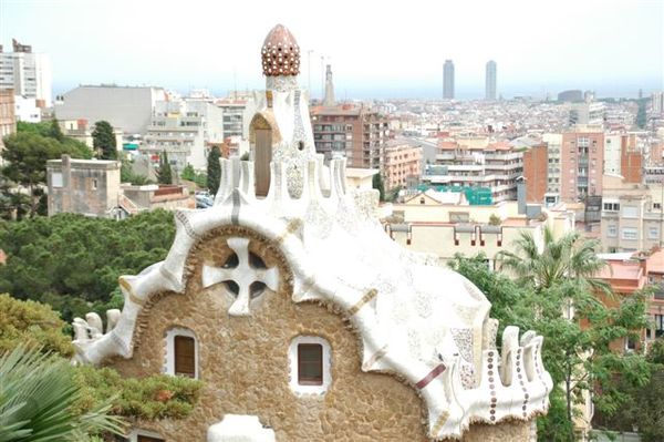 Barcelona-Guell park桂爾公園-薑餅屋？！ (10).JPG