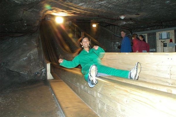 Hallstatt哈修達特-鹽坑之旅-第二段溜滑梯.JPG