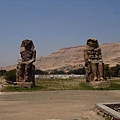 Egypt埃及-路克索-曼農神像 (1).JPG