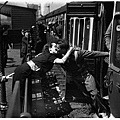 Vintage Photos of Soldiers Kissing Their Loved Ones (3).jpeg