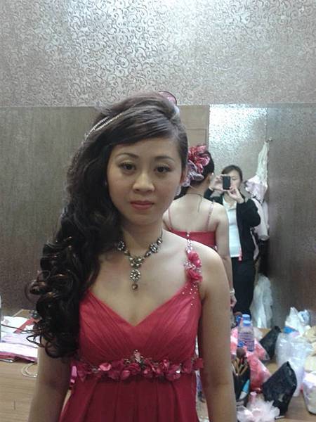 1234998_653151768037558_1729833604_n