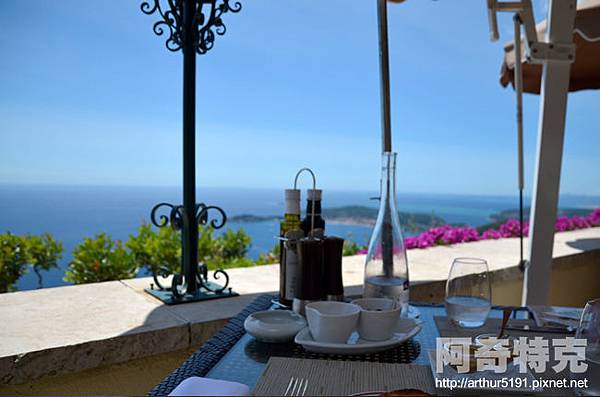 Château de la Chèvre d'Or 艾茲金山羊米其林餐廳2星