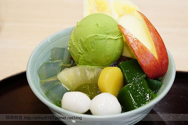 京都-祉園美食-都路里抹茶冰淇淋01.jpg