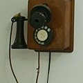 Telephone-B.jpg