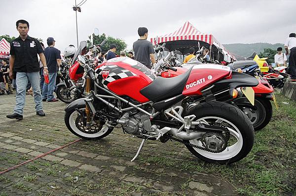 Ducati Monster