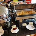 台南飯店美食推薦台南商務會館自助早餐buffet牛肉湯吃到飽