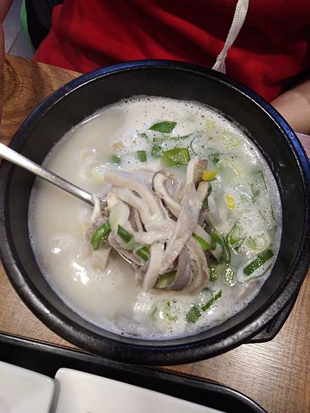 釜山必吃美食_海雲台_五福豬肉湯飯