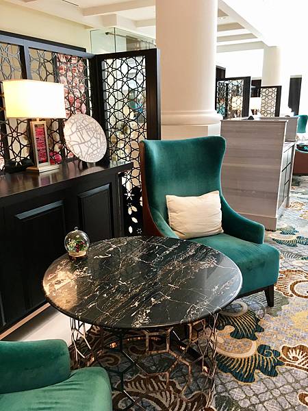 2-1、0F8fu++iTPa0lWHLjHeD%Q_thumb_170a 新加坡 新加坡洲際酒店 娘惹文化 大堂酒廊