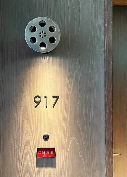 1-1、IMG_7645 台北時代寓所 善導寺站 電影膠卷 房號指示燈