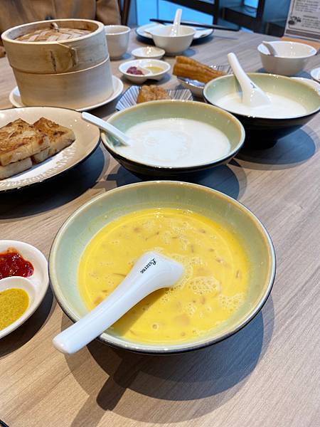 華漾 港點 環球新北中和 楊枝甘露