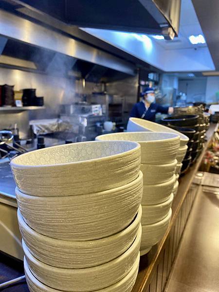 高雄 鐘庵 日本料理 日式料理 日式裝潢 日本風情 吧枱區