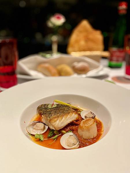 入住景觀客房看101、在泳池畔快樂野餐、吃義大利浪漫料理,情 台北旅遊 台北住宿 台北美食 台北香格里拉 馬可波羅 情人節