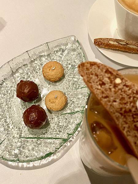 入住景觀客房看101、在泳池畔快樂野餐、吃義大利浪漫料理,情 台北旅遊 台北住宿 台北美食 台北香格里拉 馬可波羅 情人節