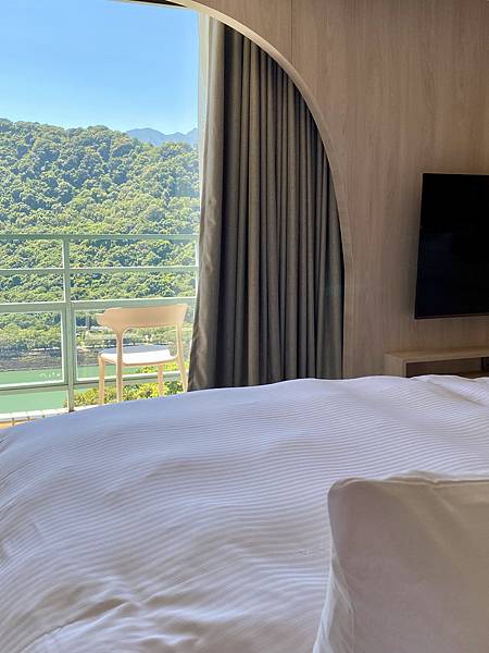 2-2、IMG_0203 桃園旅遊 桃園飯店 桃園住宿 石門福華 行政套房 日式簡約 湖景 陽台