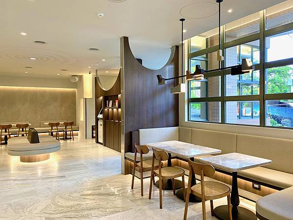 4、IMG_9952 桃園旅遊 桃園飯店 桃園住宿 石門福華 大廳 咖啡廳