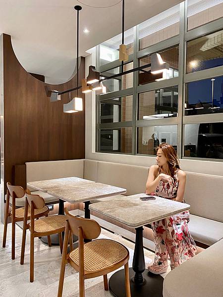 4-2、830A9BA3-23E3-4B8C-849A-A667E7A50BC1 桃園旅遊 桃園飯店 桃園住宿 石門福華 大廳 咖啡廳