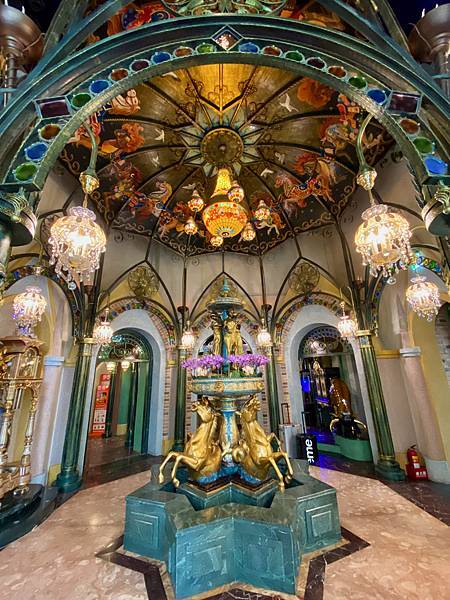 花蓮飯店 花蓮美食 七星潭 水上明月 spa 宮廷 網美 藝術品 水晶燈