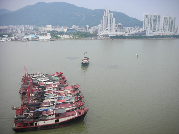 索菲特飯店的背面可遙望珠海市.JPG