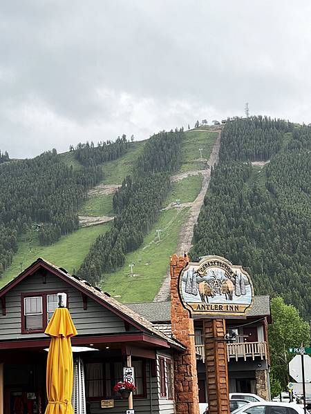 美西-傑克森霍爾小鎮Jackson Hole . 大堤頓國家