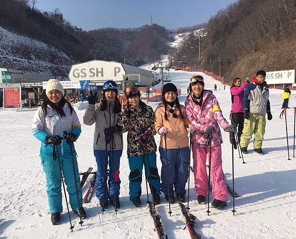 韓國首爾 × 大學畢旅 ♥ 邊先生滑雪團、東大門LED玫瑰花