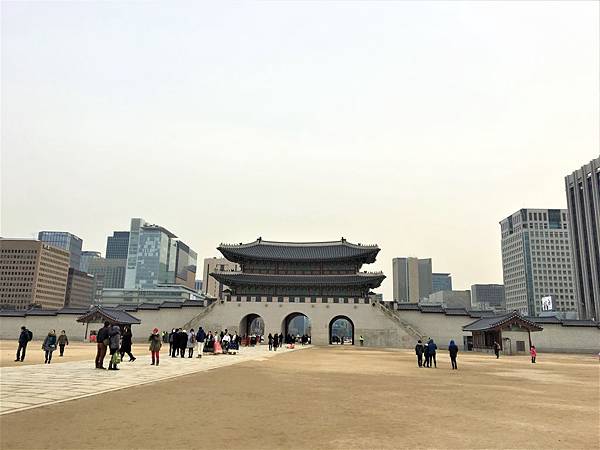 韓國首爾 × 大學畢旅 ♥ 梨花女子大學、夜店NB2、真航空