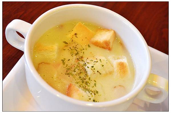 咖啡家Coffee+〈彰化辭修店〉//早午餐//下午茶 咖啡家Coffee+〈彰化辭修店〉//早午餐//下午茶