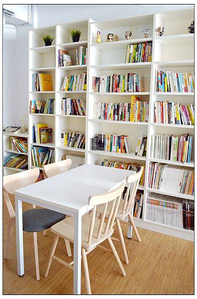 彰化~白色方塊咖啡 彰化~白色方塊咖啡