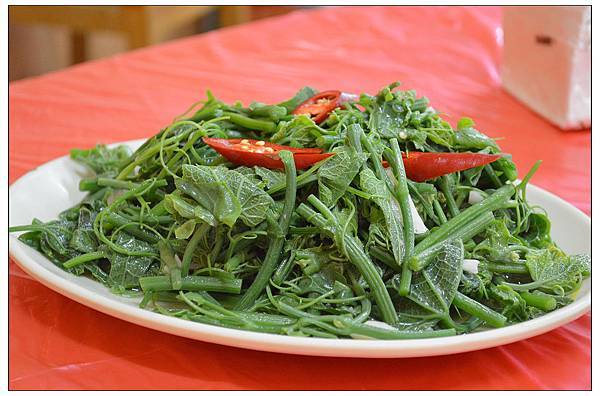 南投竹山~陳記甕缸雞鄉土料理 南投竹山~陳記甕缸雞鄉土料理