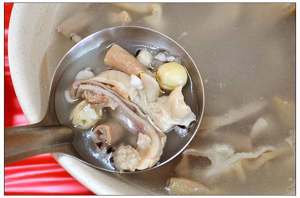 南投竹山~陳記甕缸雞鄉土料理 南投竹山~陳記甕缸雞鄉土料理