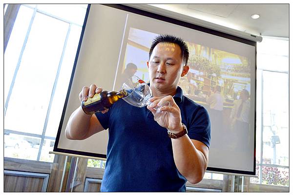 布娜飛比利時啤酒餐廳//台中公益店 布娜飛比利時啤酒餐廳//台中公益店