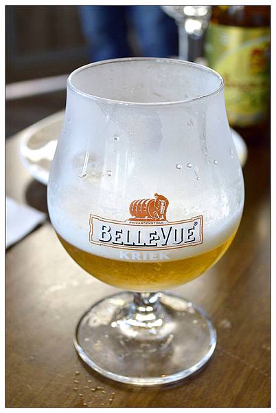 布娜飛比利時啤酒餐廳//台中公益店 布娜飛比利時啤酒餐廳//台中公益店