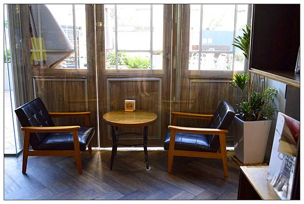 布娜飛比利時啤酒餐廳//台中公益店 布娜飛比利時啤酒餐廳//台中公益店